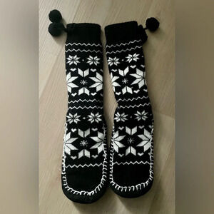 DKR Moccasin Lounge Socks / Slippers